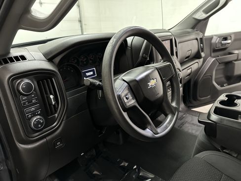 Used 2021 Chevrolet Silverado 1500 Custom image 15