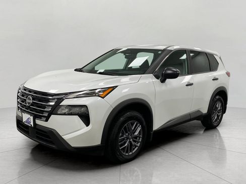 Certified 2025 Nissan Rogue S AWD/4WD image 8