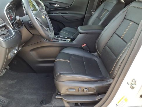 Used 2022 Chevrolet Equinox Premier image 13