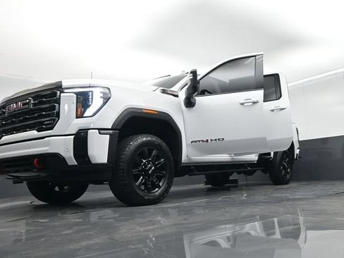 Used 2025 GMC Sierra 2500 AT4 AWD/4WD image 75