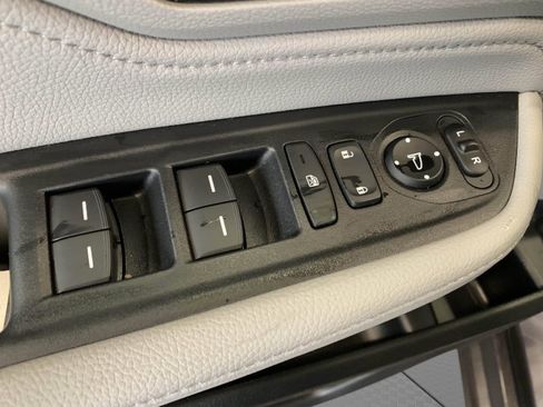 Used 2023 Honda Odyssey Touring image 12