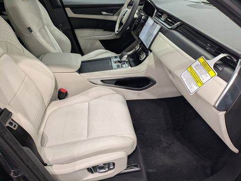 New 2026 Jaguar F-PACE R-Dynamic S image 24