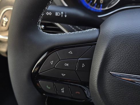 New 2026 Chrysler Pacifica Limited w/ S Appearance Package FWD image 22