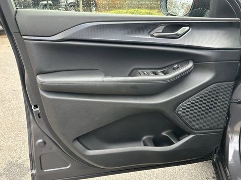 New 2025 Jeep Grand Cherokee Laredo image 10