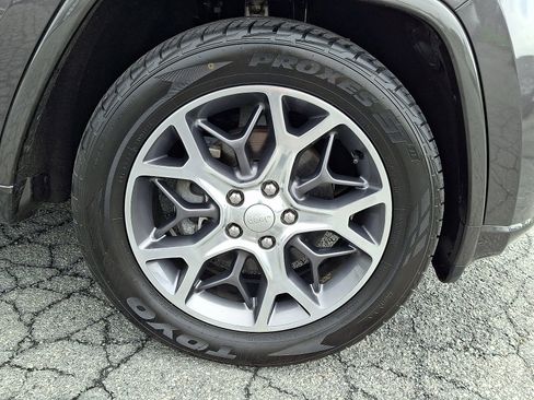 Used 2020 Jeep Grand Cherokee Overland image 8