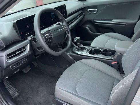 Used 2025 Kia K4 FWD image 4