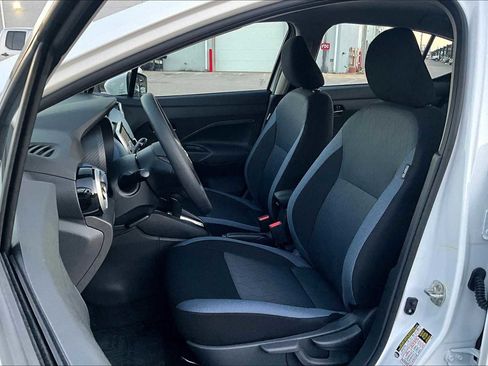 New 2025 Nissan Versa SV w/ Trunk Package FWD image 15