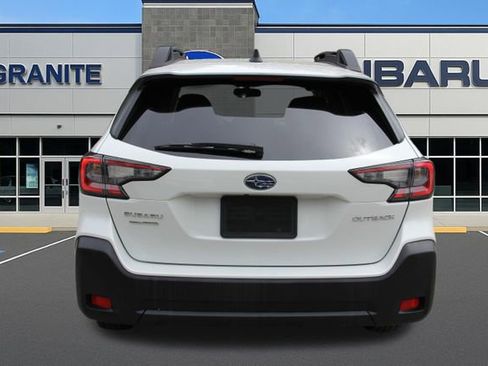 Certified 2025 Subaru Outback Premium AWD/4WD image 9