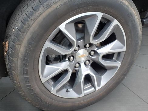 Used 2024 Chevrolet Tahoe LT w/ LT Signature Plus Package AWD/4WD image 5