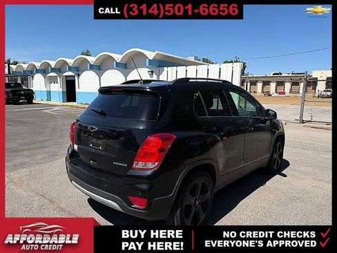 Used 2019 Chevrolet Trax Premier w/ Midnight Edition FWD image 5