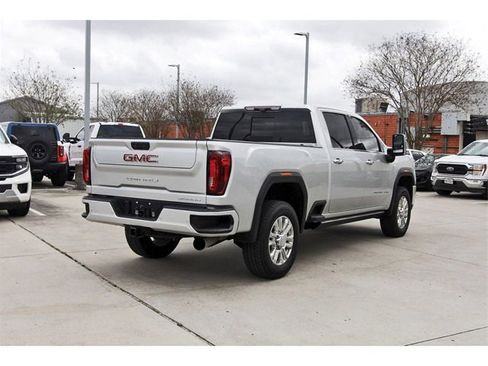 Used 2021 GMC Sierra 2500 Denali w/ Denali Ultimate Package image 4