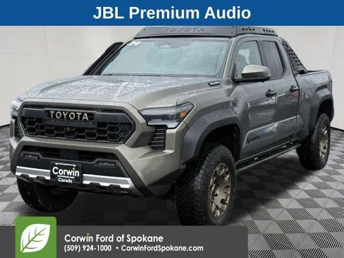 Used 2024 Toyota Tacoma 4x4 Double Cab Hybrid image 5