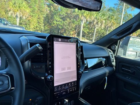 New 2026 RAM 2500 Limited image 19