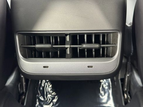 Used 2021 Tesla Model 3 Standard Range Plus image 34