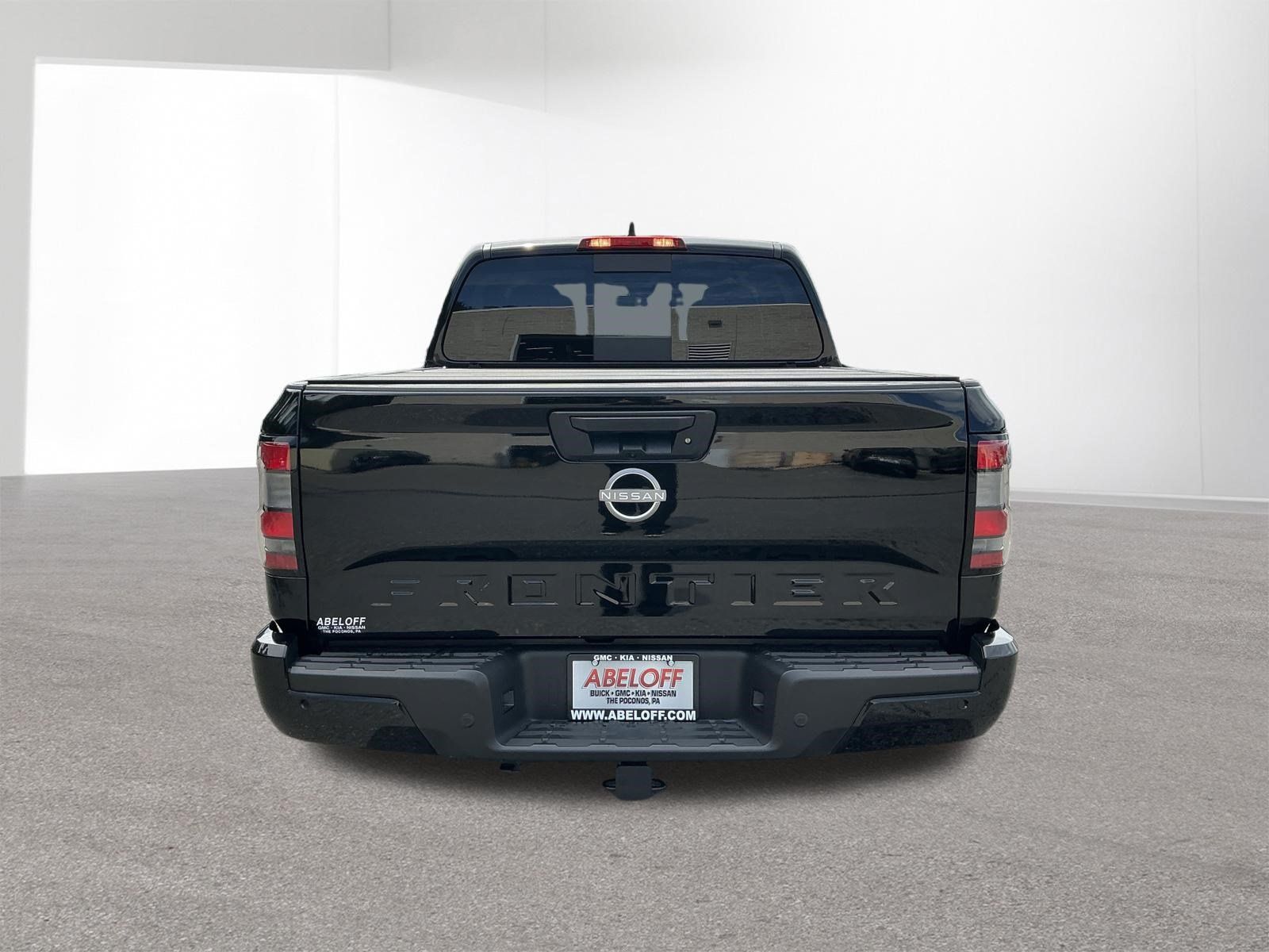 Used 2025 Nissan Frontier SV RWD image 4
