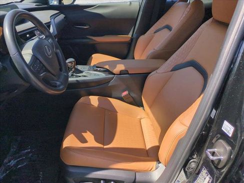 Used 2022 Lexus UX 200 UX 200 w/ Accessory Package (Z1) image 15