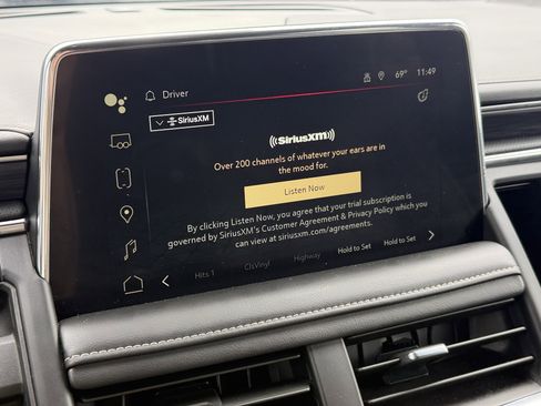 Used 2024 GMC Yukon XL SLT image 20