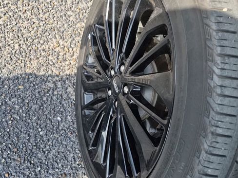 Certified 2023 Lincoln Corsair Reserve w/ Jet Appearance Package FWD image 24