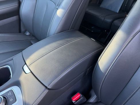 Used 2025 INFINITI QX60 Pure image 24