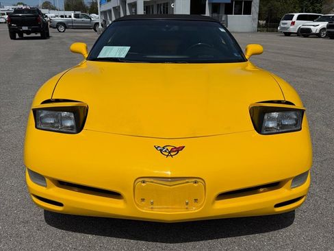 Used 2002 Chevrolet Corvette Convertible w/ Preferred Equipment Group2 image 10
