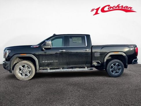 New 2026 GMC Sierra 3500 SLT w/ SLT Premium Package image 3