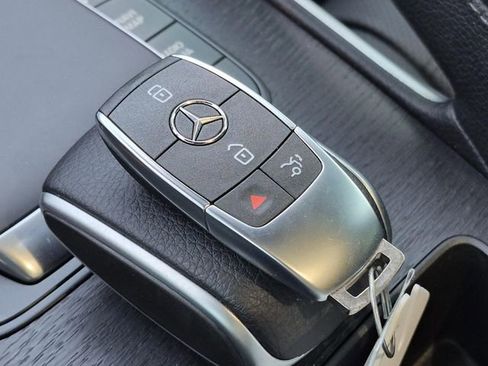 Certified 2024 Mercedes-Benz GLE 450 4MATIC image 40