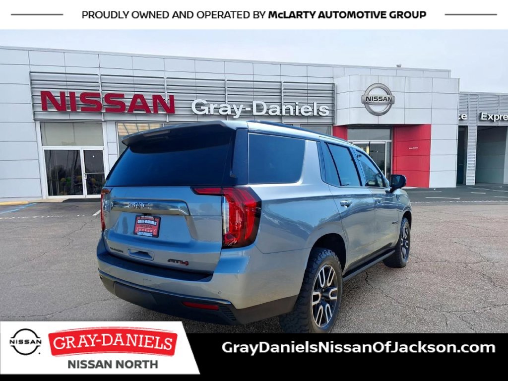 Used 2023 GMC Yukon AT4 w/ AT4 Premium Package AWD/4WD image 7
