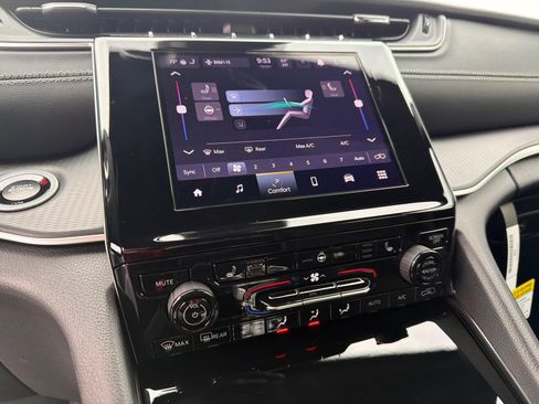 New 2026 Jeep Grand Cherokee Laredo X image 17