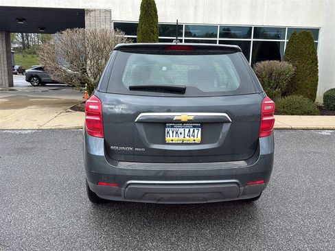 Used 2017 Chevrolet Equinox LS AWD/4WD image 4