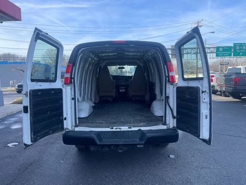 Used 2020 Chevrolet Express 2500 w/ Driver Convenience Package image 34