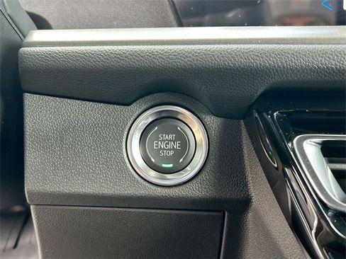 New 2026 Chevrolet Traverse LT image 17