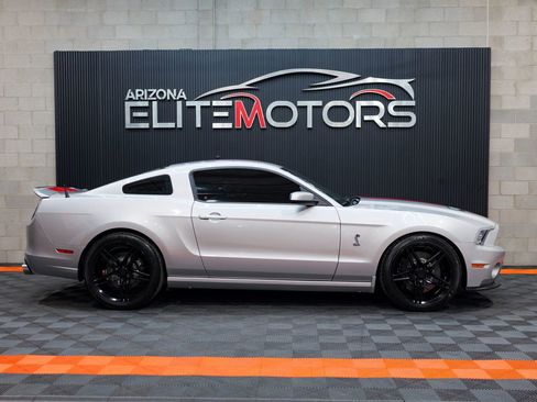 Used 2013 Ford Mustang Shelby GT500 RWD image 11