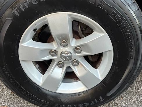 Used 2021 RAM 1500 Classic SLT AWD/4WD image 26