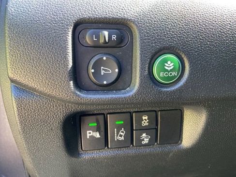 Used 2016 Honda Pilot Elite image 30