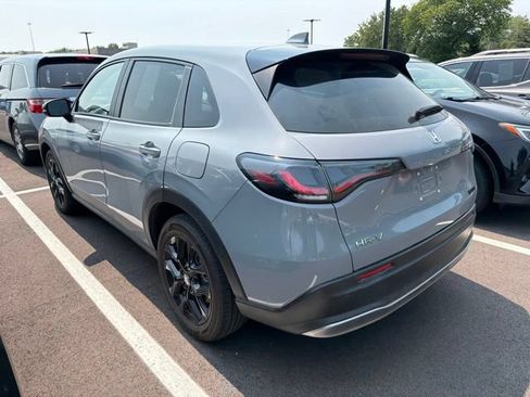 Used 2024 Honda HR-V Sport image 2