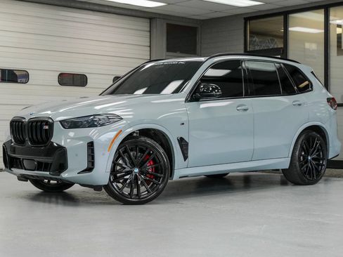 Used 2025 BMW X5 M60i AWD/4WD image 2