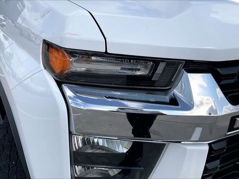 Used 2023 Chevrolet Silverado 2500 LT AWD/4WD image 26