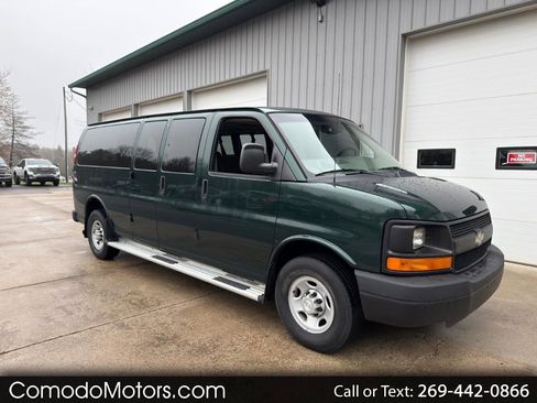 Used 2014 Chevrolet Express 3500 LS image 1