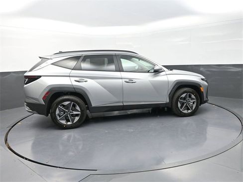 New 2026 Hyundai Tucson SEL image 9