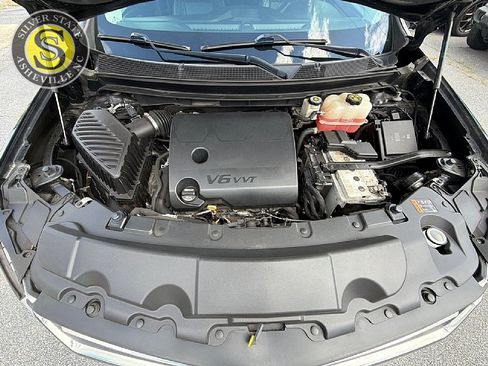 Used 2019 Chevrolet Traverse RS w/ LPO, Floor Liner Package FWD image 29