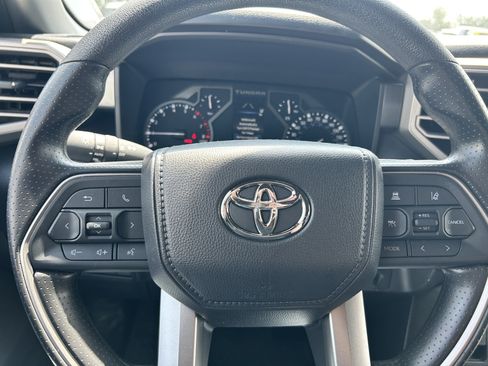 Used 2026 Toyota Tundra SR5 w/ SR5 Convenience Package AWD/4WD image 17