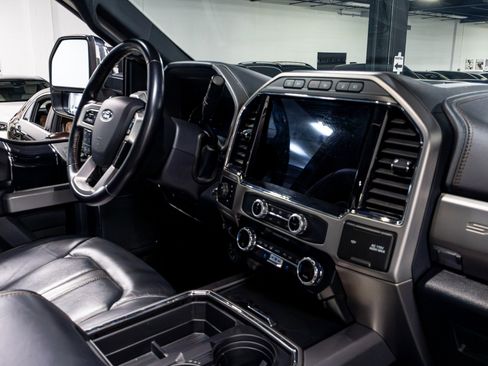 Used 2022 Ford F350 Platinum AWD/4WD image 19
