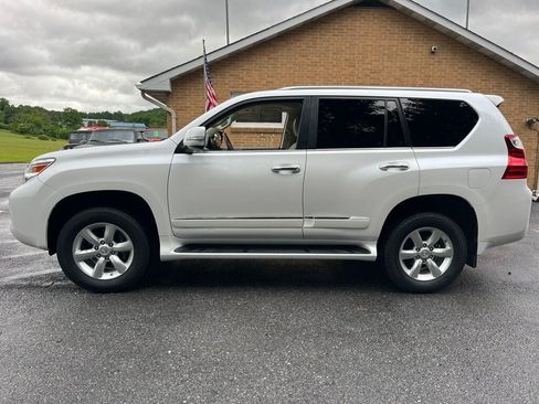 Used 2013 Lexus GX 460 w/ Comfort Plus Pkg AWD/4WD image 6