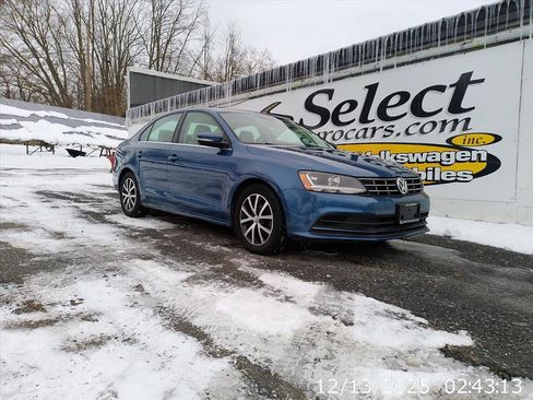 Used 2018 Volkswagen Jetta SE image 1