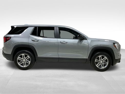 Used 2025 GMC Terrain Elevation AWD/4WD image 3