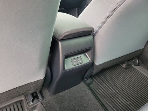 New 2026 Toyota Corolla SE FWD image 10