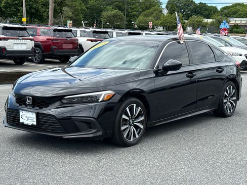 Used 2024 Honda Civic EX-L image 3