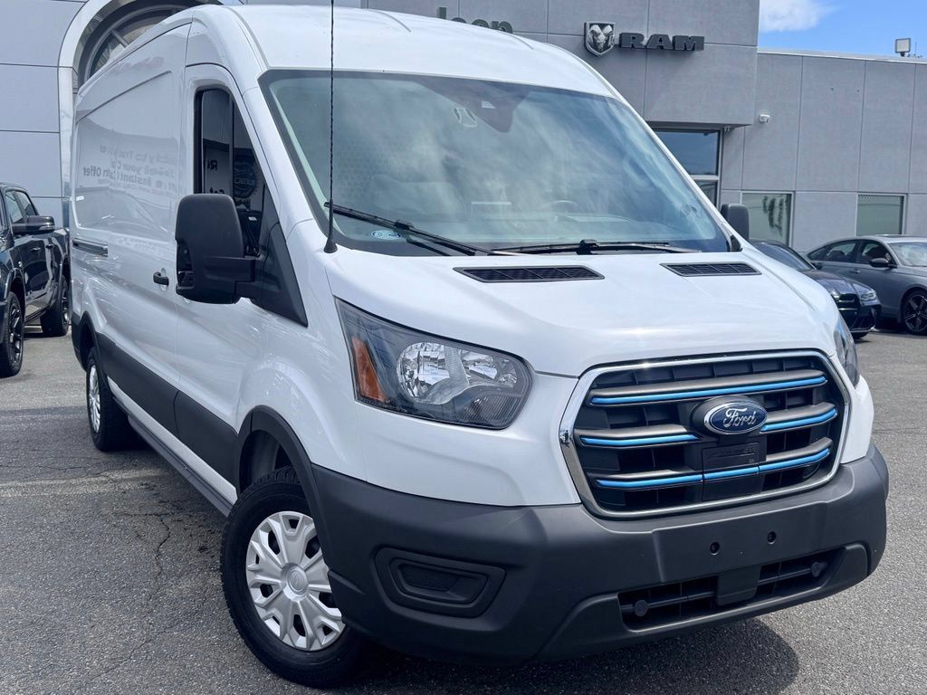 Used 2023 Ford E-Transit Medium Roof RWD image 1