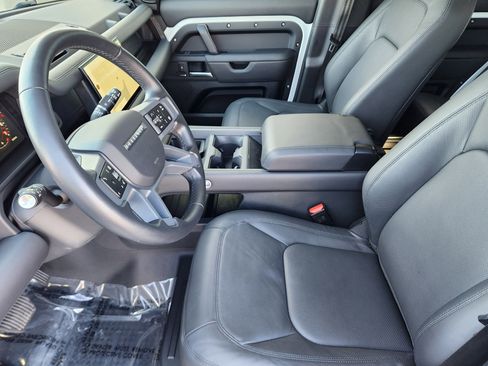 Certified 2025 Land Rover Defender 110 S image 17