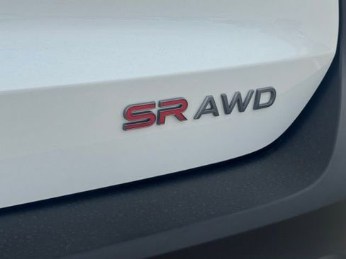 New 2025 Nissan Kicks SR w/ SR Premium Package image 45